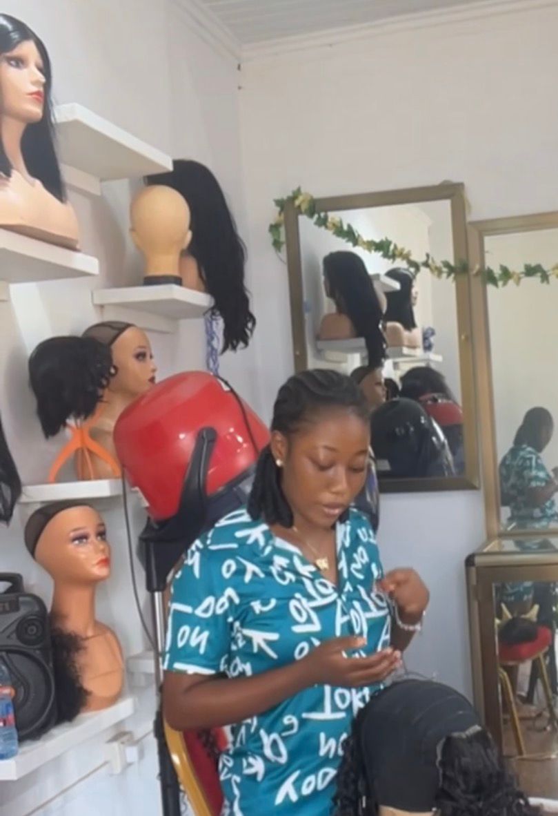 Salon layout