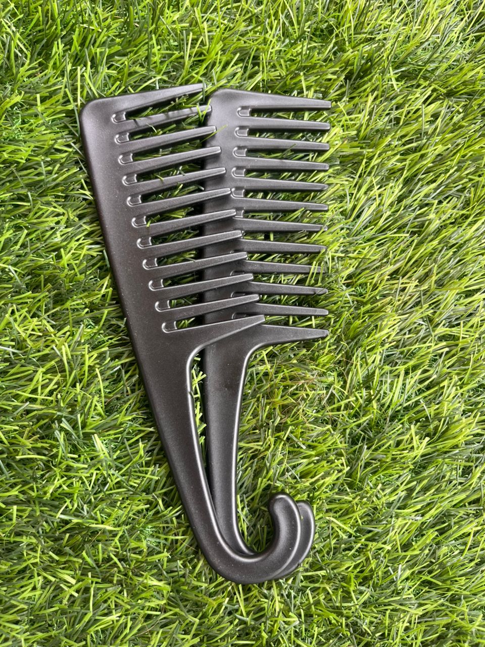 WIDE TOOTH COMB